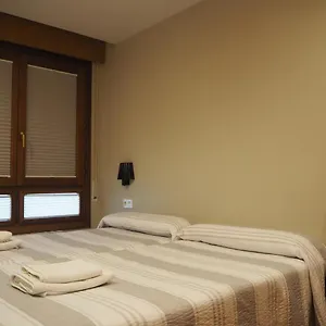 https://alojamientos-acella.biarritzhotels.info